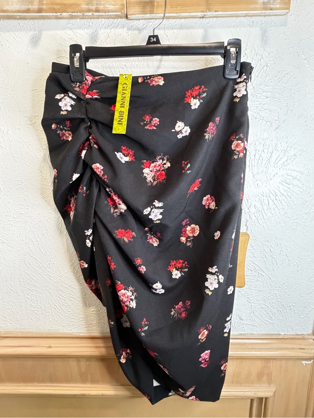 Gianni Bini black Floral Ruche Skirt Small